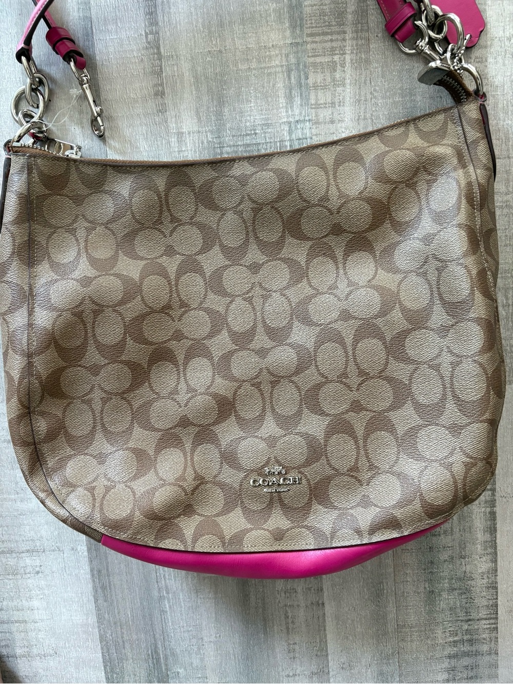 Coach Signature Canvas Hobo Shoulder Bag with Pink Trim - Picture 5 of 10